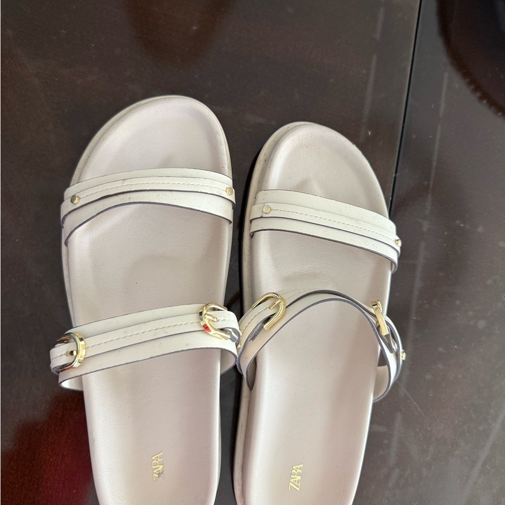 Zara Cream Sandals Minimalist Design